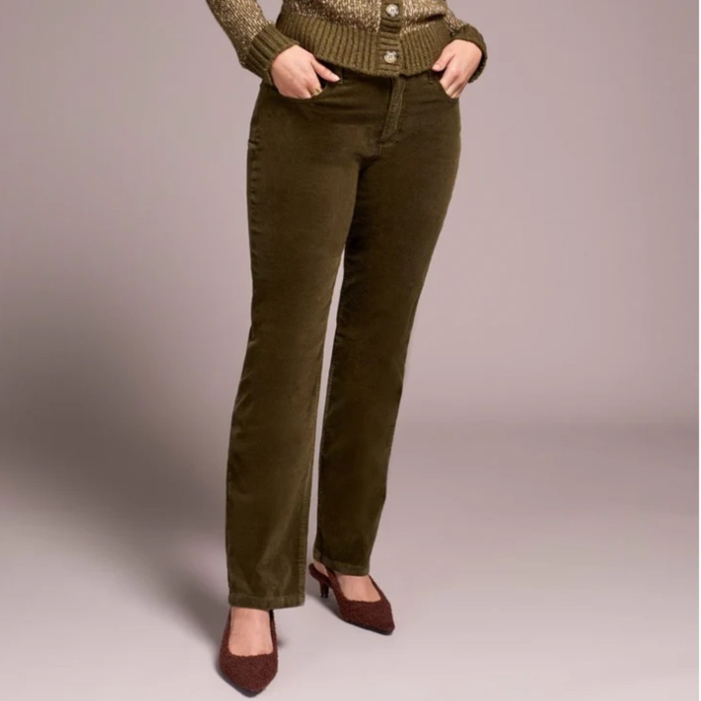 NWT Tribal Straight Leg Stretch Corduroy Pant - Ivy Green - 6